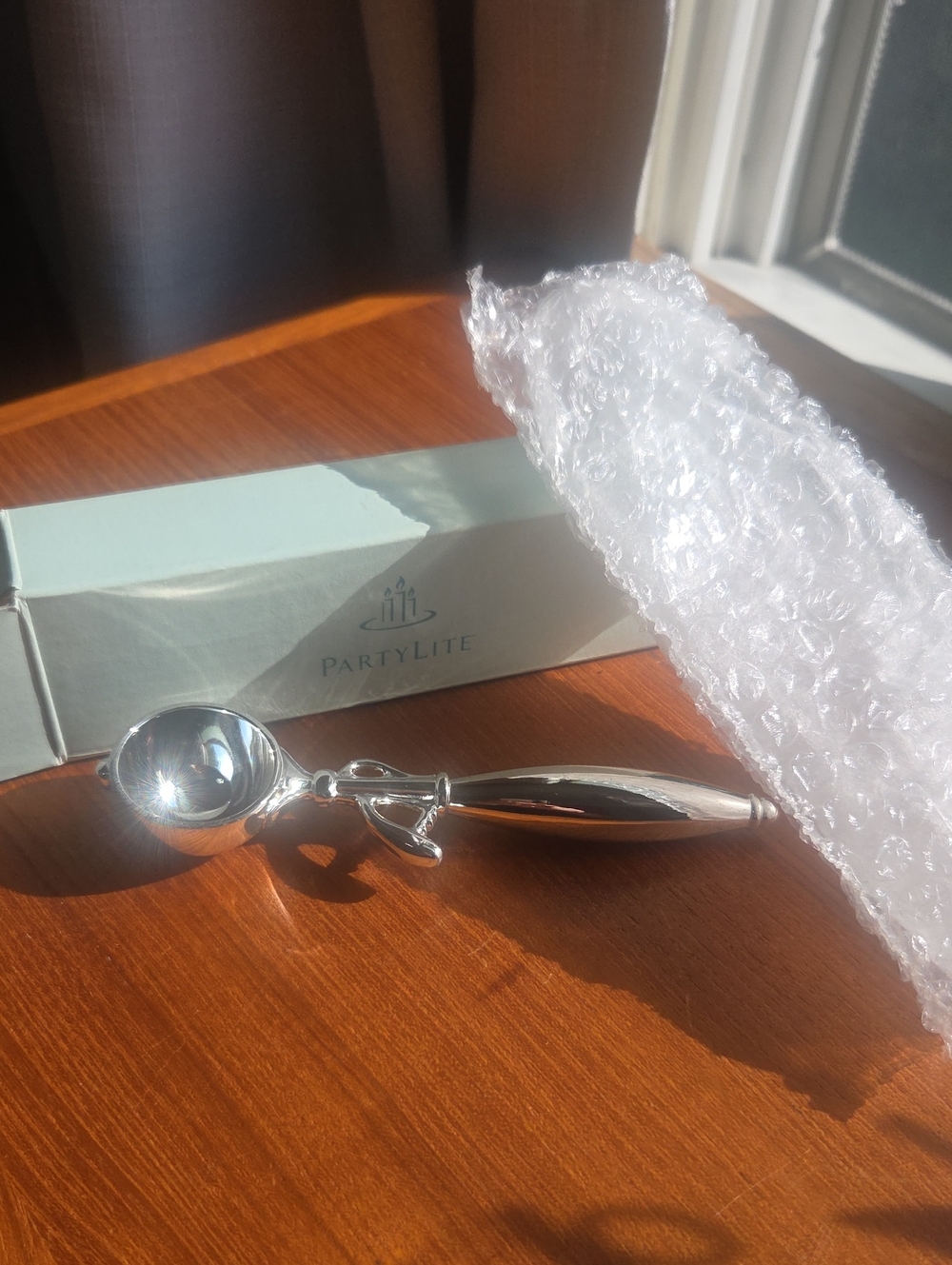 PartyLite Silver Ice Cream Candle Snuffer NIB RETIRED P7625